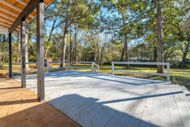 Main picture of 313 W Horseshoe Rd