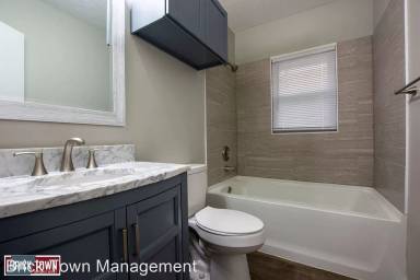 Main picture of 2449 2nd Ave