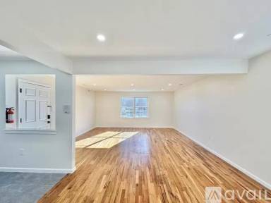 Main picture of 87 Chadwick Ave