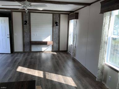 Main picture of 84 Joymar Cir