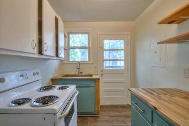 Main picture of 721 25th Ave N