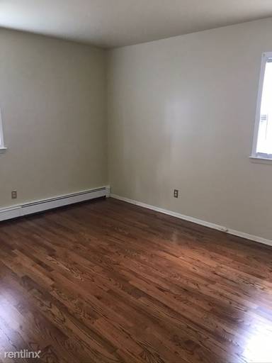 Main picture of 757 Schenck Ave