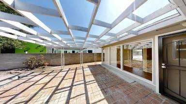 Main picture of 5143 Tipton St