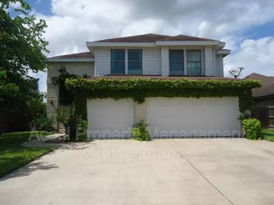 Main picture of 2207 Ascot Dr