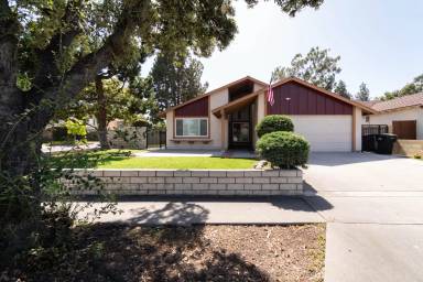 Main picture of 18751 Bechard Pl