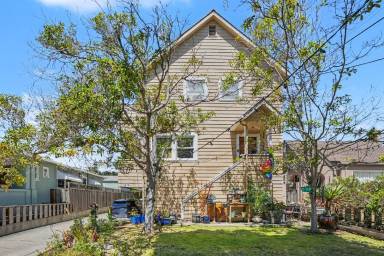 Main picture of 1319 Pearl St