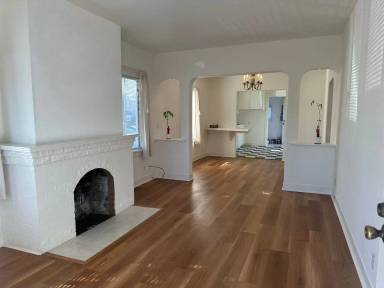 Main picture of 298 Accacia St