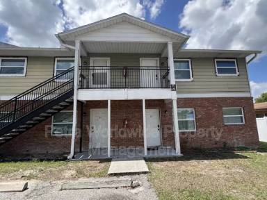 Main picture of 900 N BAY STREET