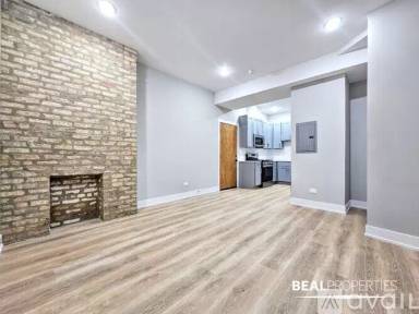 Main picture of 428-438 W Belden Ave