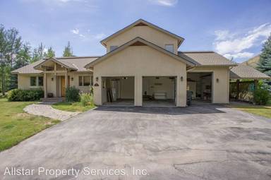 Main picture of 102 N Creek Ln