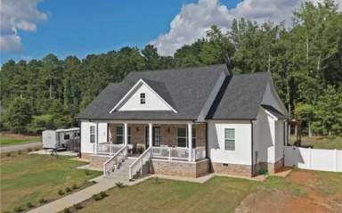 Main picture of 1021 Belk Dr