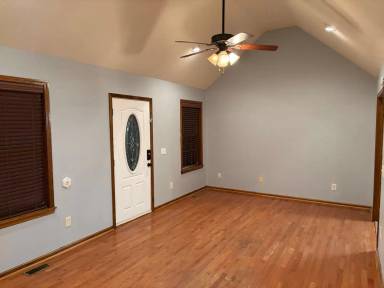 Main picture of 225 Laurel Oak Ln