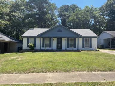 Main picture of 5070 Holly Ridge Dr