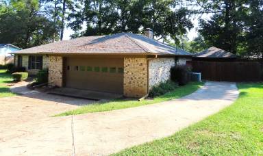 Main picture of 3848 Lexington Dr