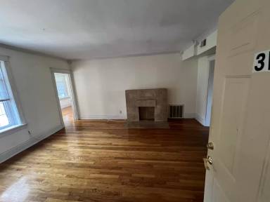 Main picture of 6261 Clemens Ave