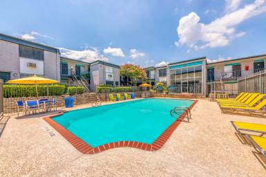 Main picture of Alister