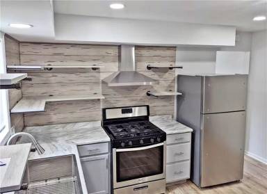 Main picture of 2263 N Bolton Ave