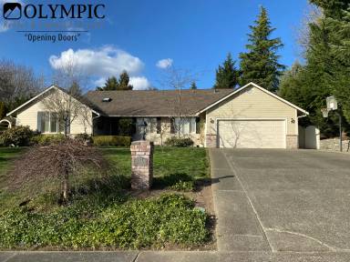 Main picture of 3245 41st Way SE