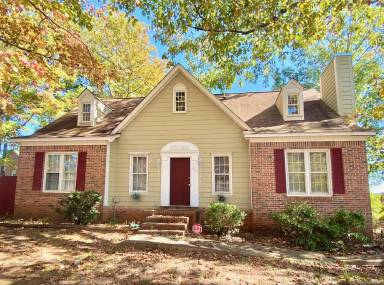 Main picture of 201 Chadford Rd