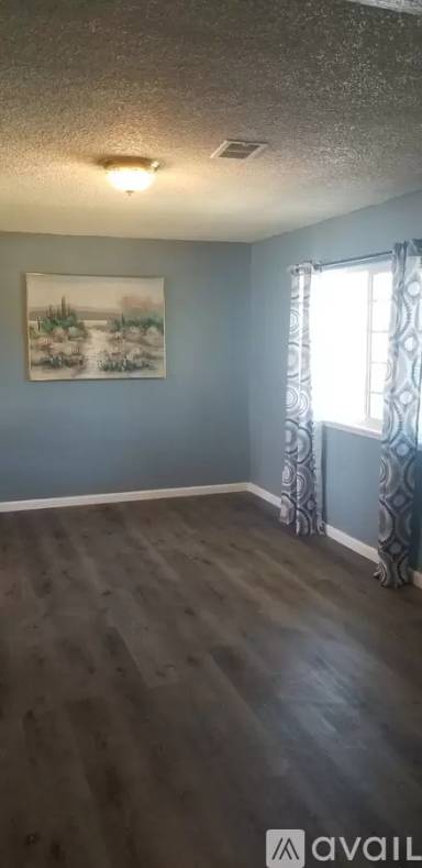 Main picture of 3779 Sierra Hwy