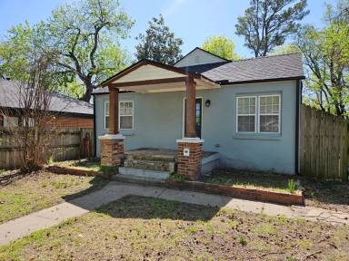 Main picture of 114 Keith St