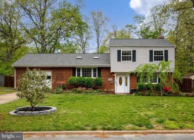 Main picture of 524 Laurel Ave