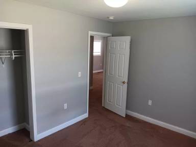 Main picture of 1306 S Limestone St