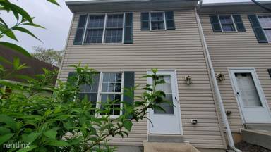 Main picture of 651D S 28th St