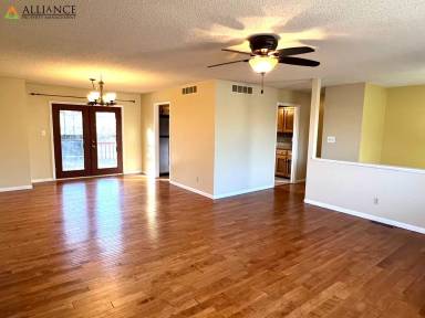Main picture of 1219 Haas Cir