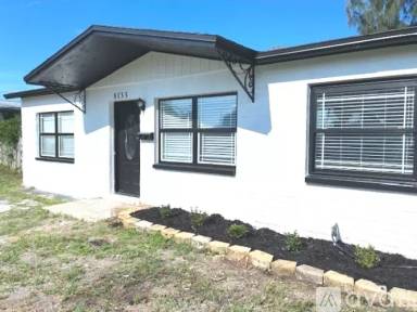 Main picture of 8133 65th Way N