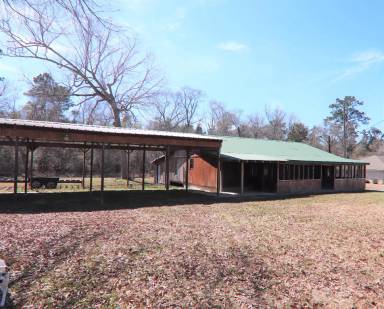 Main picture of 471 W Walton Rd