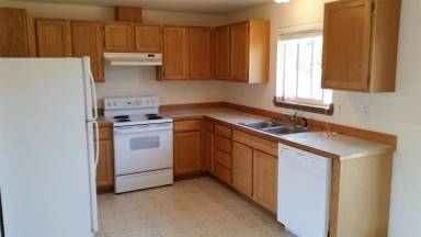 Main picture of 1706 N Iowa St