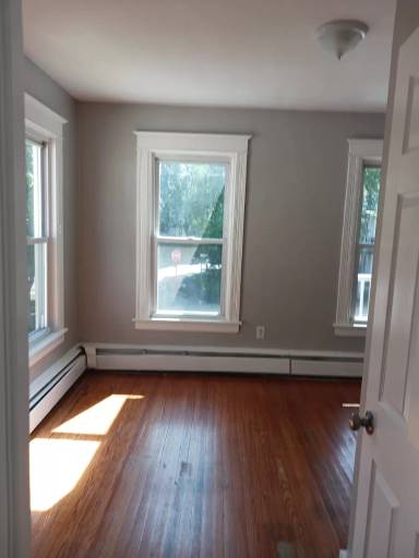 Main picture of 6 Lexington Ave