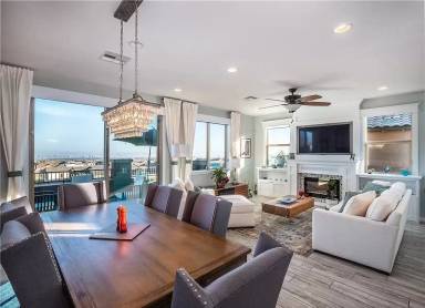 Main picture of 456 Astillero St