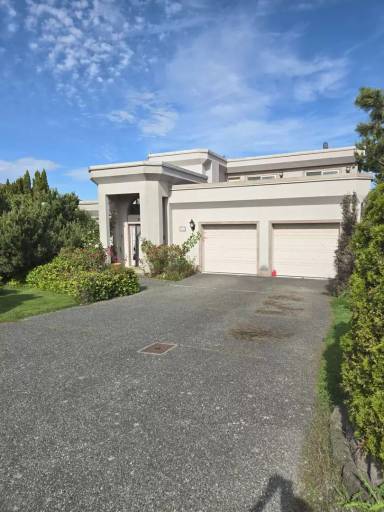 Main picture of 8122 Coquitlam Pl