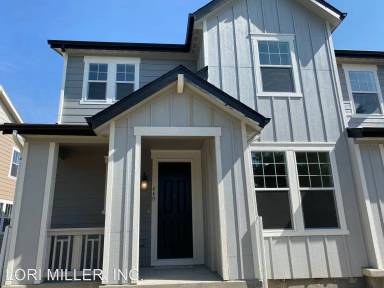 Main picture of 440 Olympia Ave