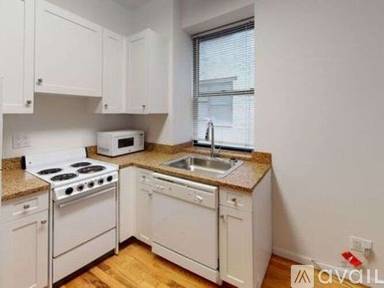 Main picture of 430 E 72nd St