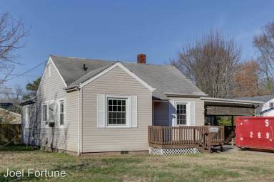 Main picture of 682 Ellen Rd