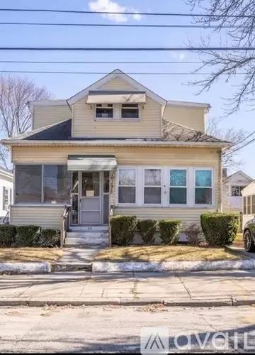 Main picture of 37 Rowan St