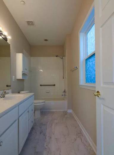 Main picture of 29 Norwood Ln