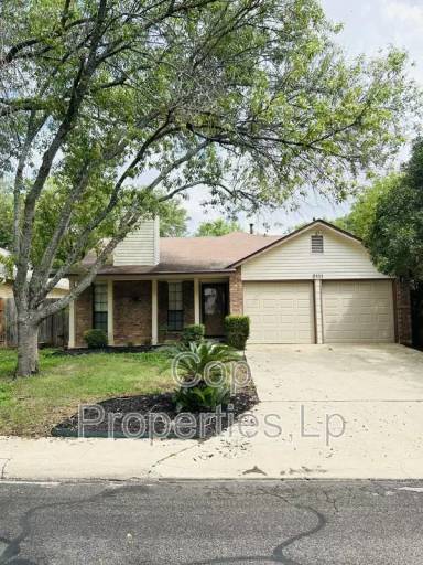 Main picture of 2111 River Hollow Dr