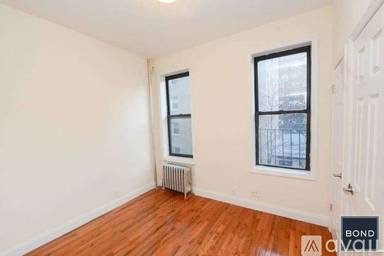 Main picture of 228 E 36th St