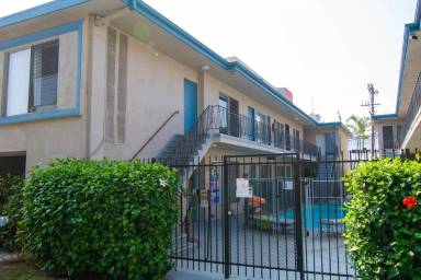 Main picture of 3435 Vinton Ave