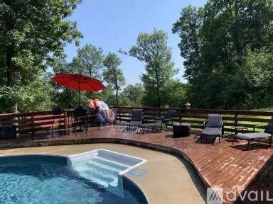 Main picture of 10255 Smokey Ln