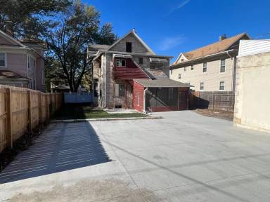 Main picture of 418 S 27th St