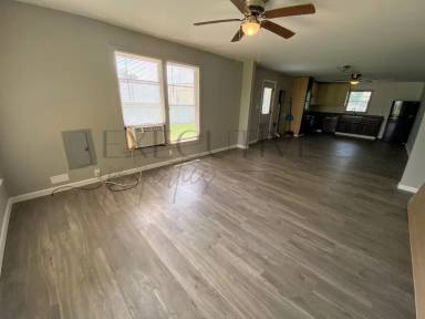 Main picture of 109 W Hebert Rd