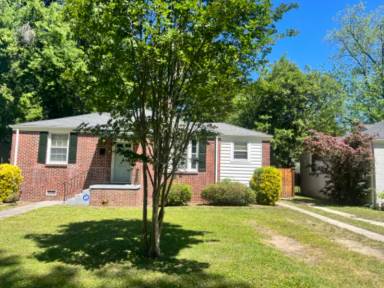 Main picture of 2833 Superior St