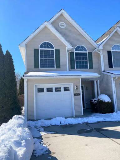 Main picture of 2451 Twin Gables Ct