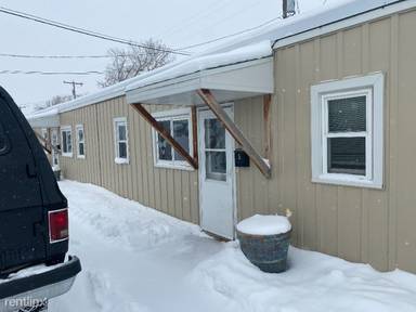 Main picture of 1209 E 6th St