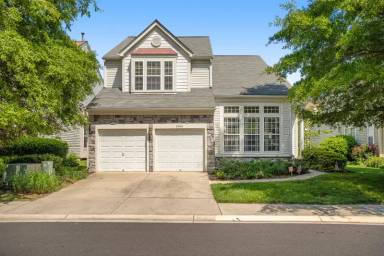 Main picture of 2456 Arctic Fox Way